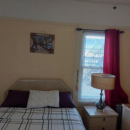 Crsytal Chateau Room Rental Нью-Йорк Экстерьер фото